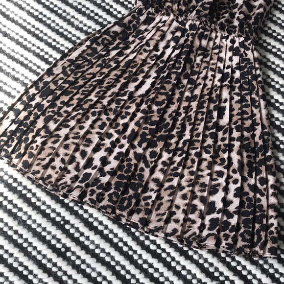 Pleated Mini Dress - Picture 4 of 7